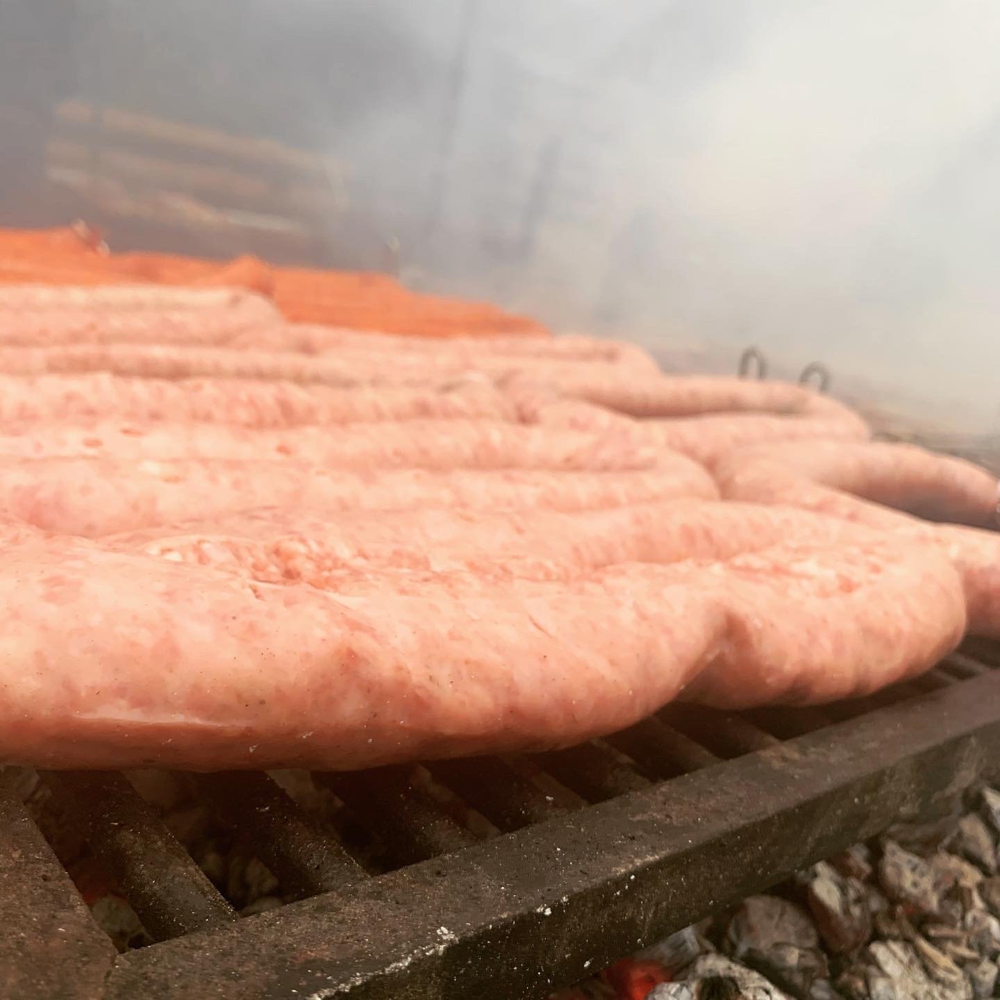 Salchichón fresco a la parrilla